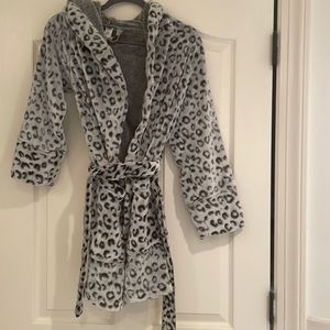 Victoria Secret Pink leopard robe with hood
